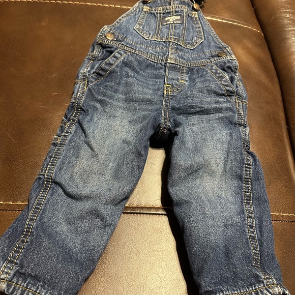 OshKosh B'gosh Blue Denim Overalls Classic Style - Bin 9 - Picture 1 of 3